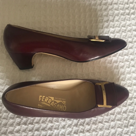Salvatore Ferragamo Shoes - EUC! 👠Salvatore Ferragamo Bordeaux Pumps👠